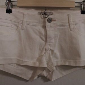 White Hollister Shorts Size 7